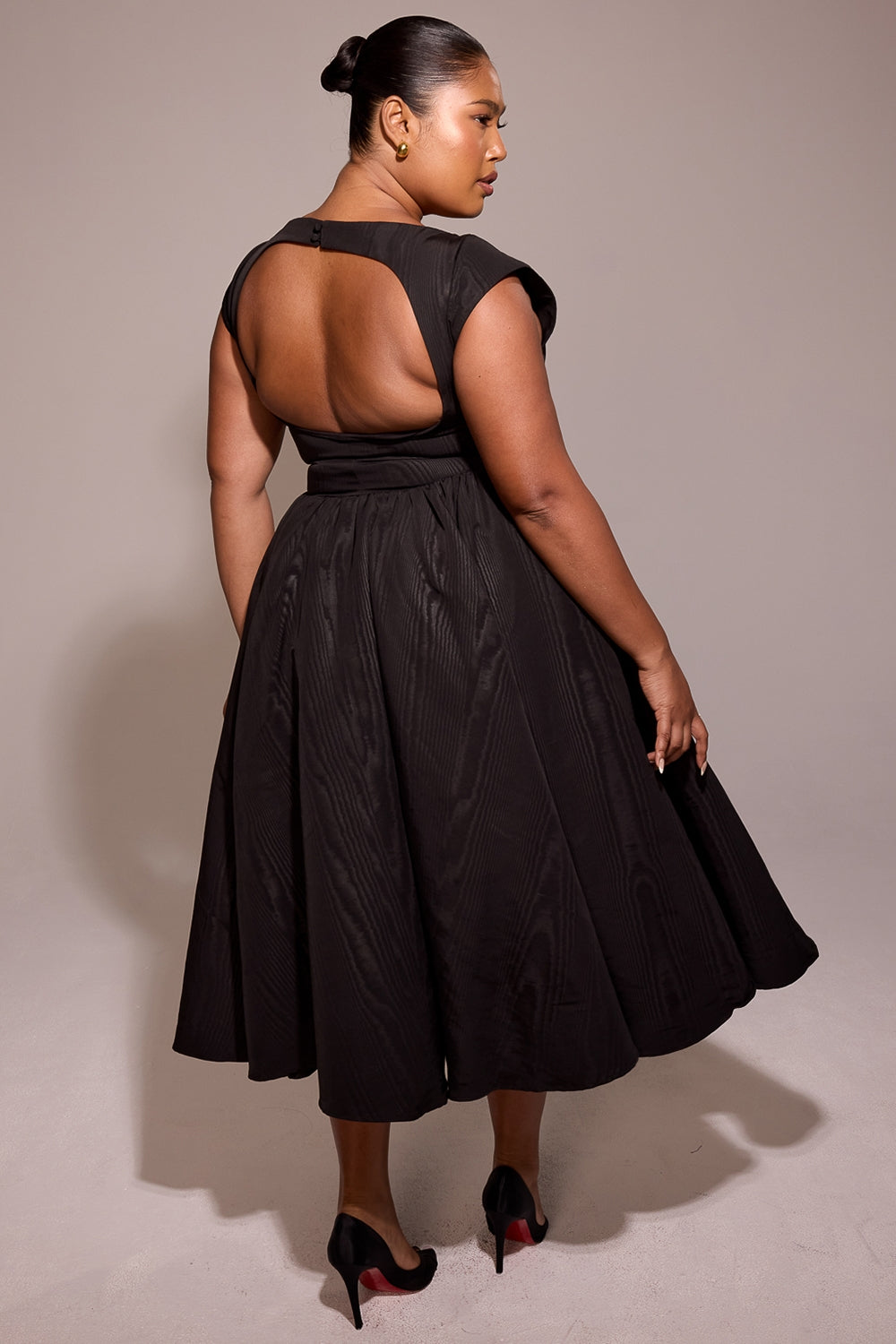 Adelphia | Backless Tulle Midi Dress