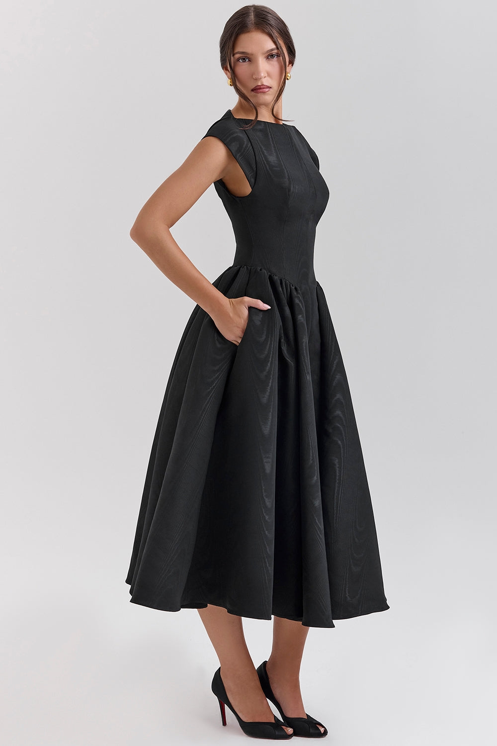 Adelphia | Backless Tulle Midi Dress